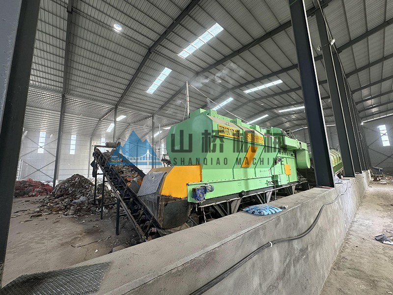 建筑裝修垃圾分揀處理設(shè)備是怎么處理城市廢料的?(圖1) 建筑裝修垃圾分揀處理設(shè)備是怎么處理城市廢料的?(圖1)